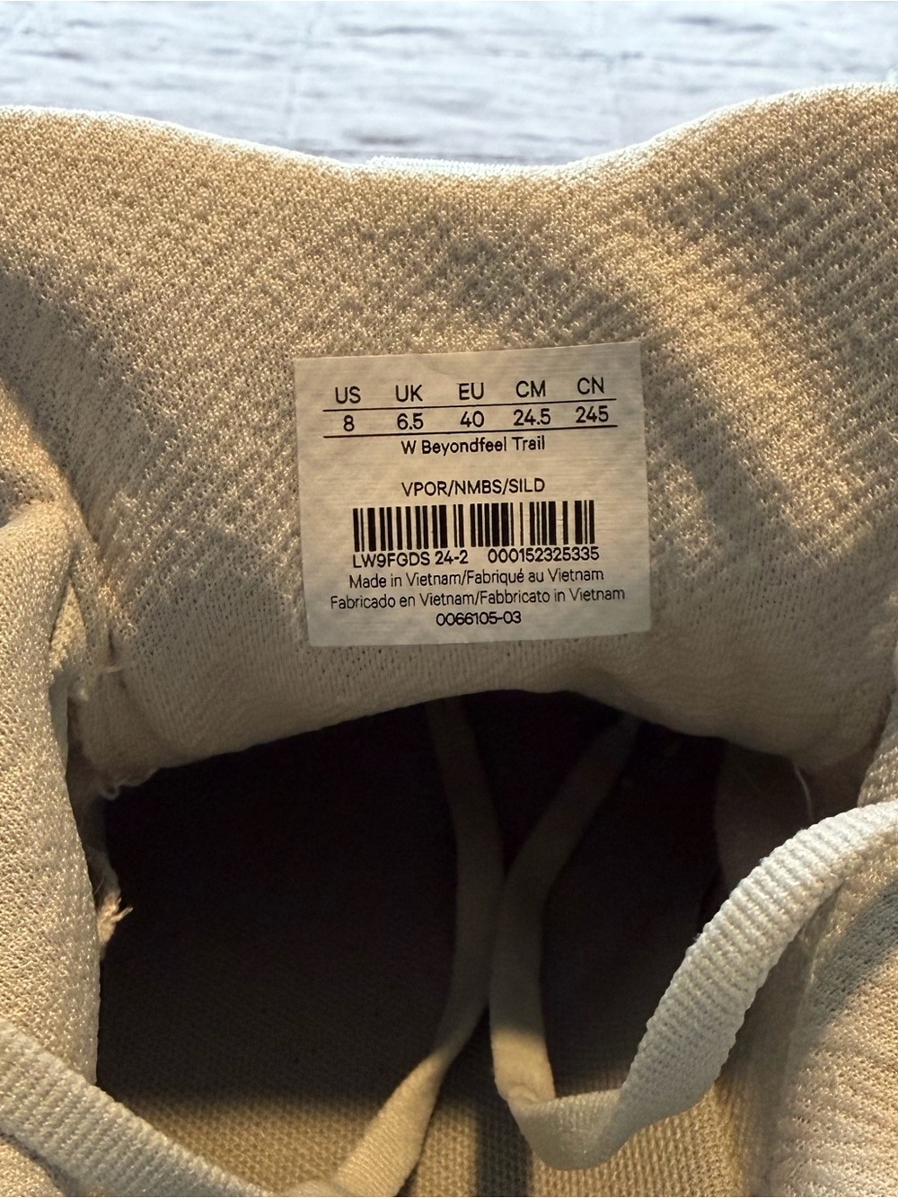 Lululemon Women’s Beyondfeel Trail Running Shoes View 6